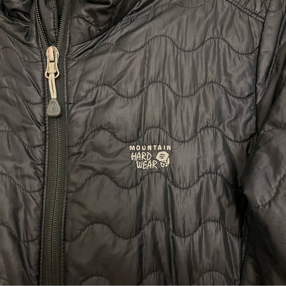 Mountain Hardware Black Quilted Jacket - Picture 3 of 4